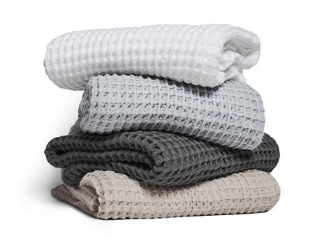 <b>Parachute</b> <b>towels</b> have been called the "softest" <b>towels</b> on the internet — so we decided to try them (Photos via <b>Parachute</b>). . Parachute towels